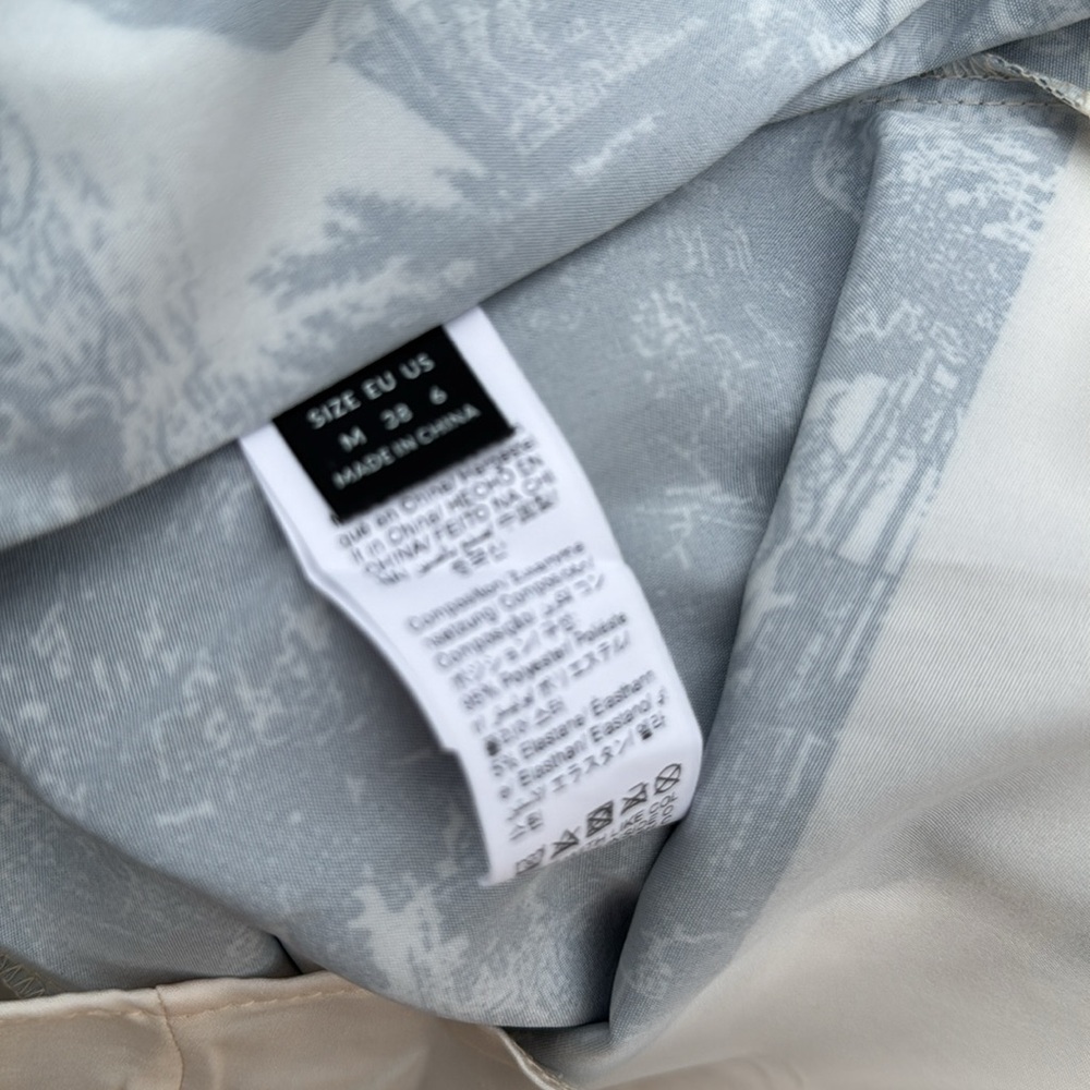 Toile Shirt Dress in Garden Club Print Silky Fabric - Picture 6 of 6